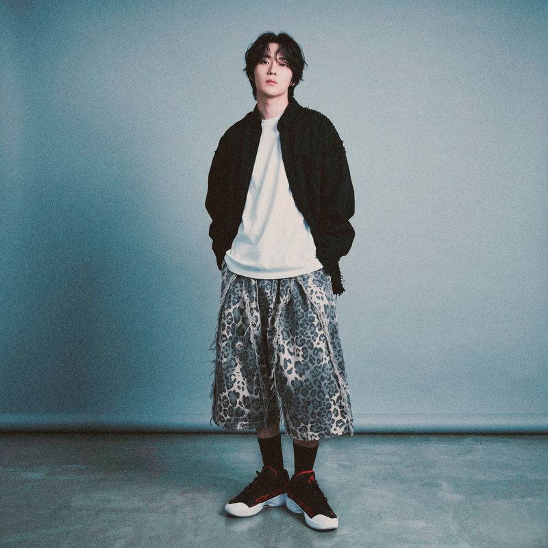 leopard grunge capri shorts_grey