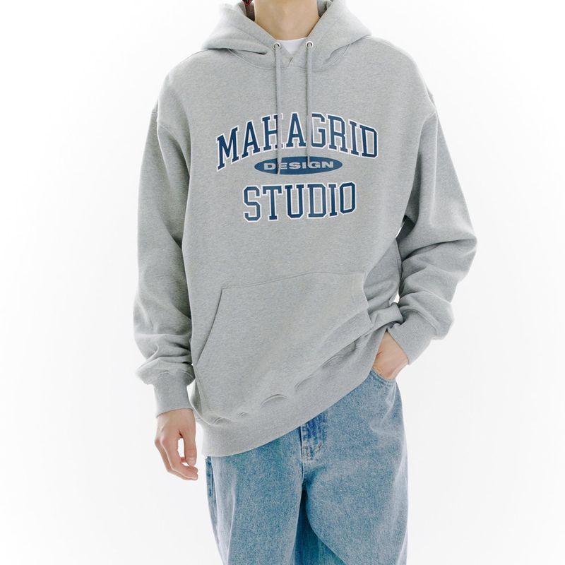 mahagrid（マハグリッド）の「カレッジロゴフーディー（トップス）」