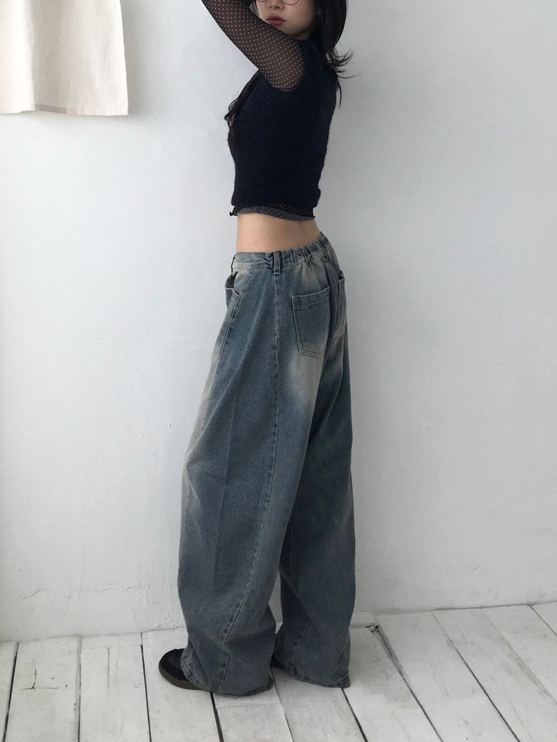 Wide volume jeans