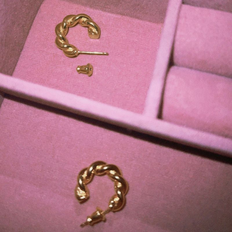 Wist Earring