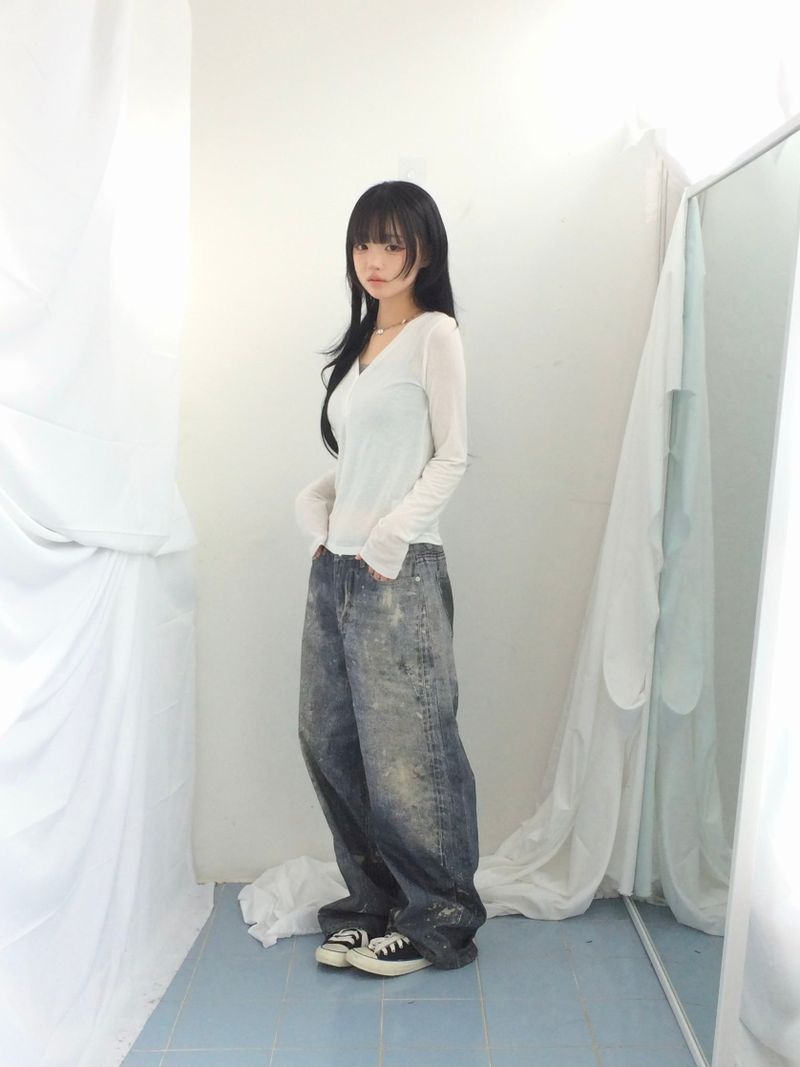 V cut light button t