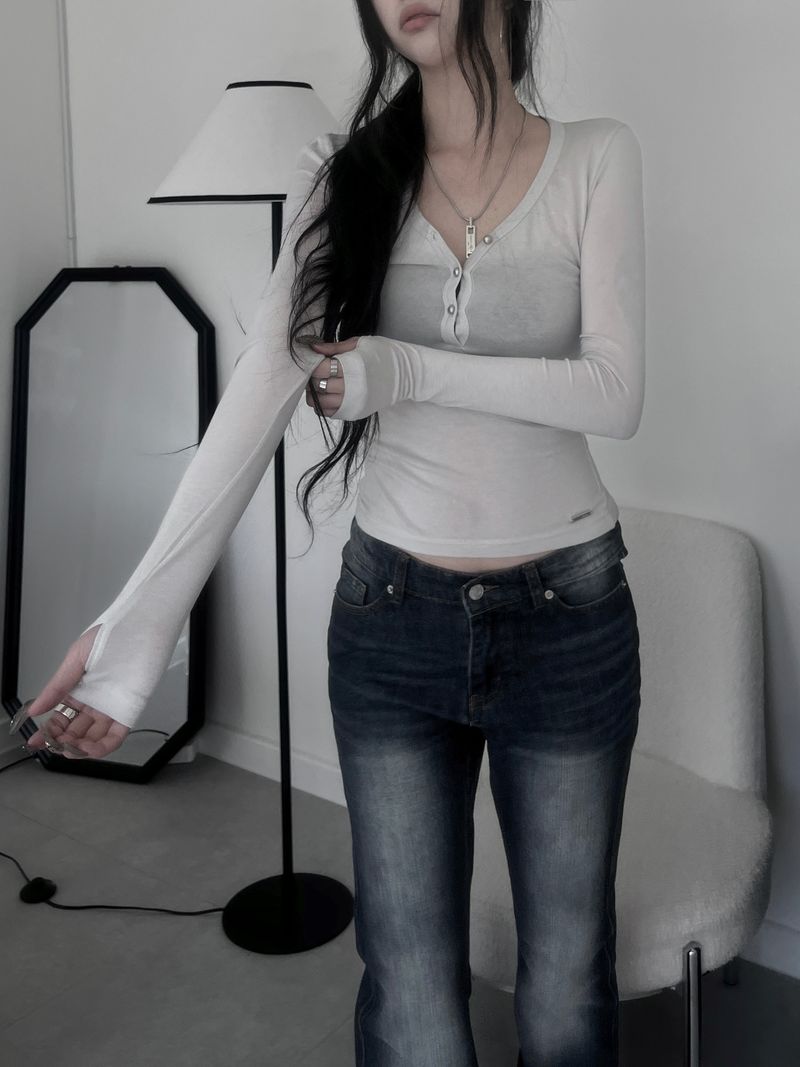 URBAN UNIQUE(アーバンユニーク)の「luna see-through button T (2color)(Tops)」