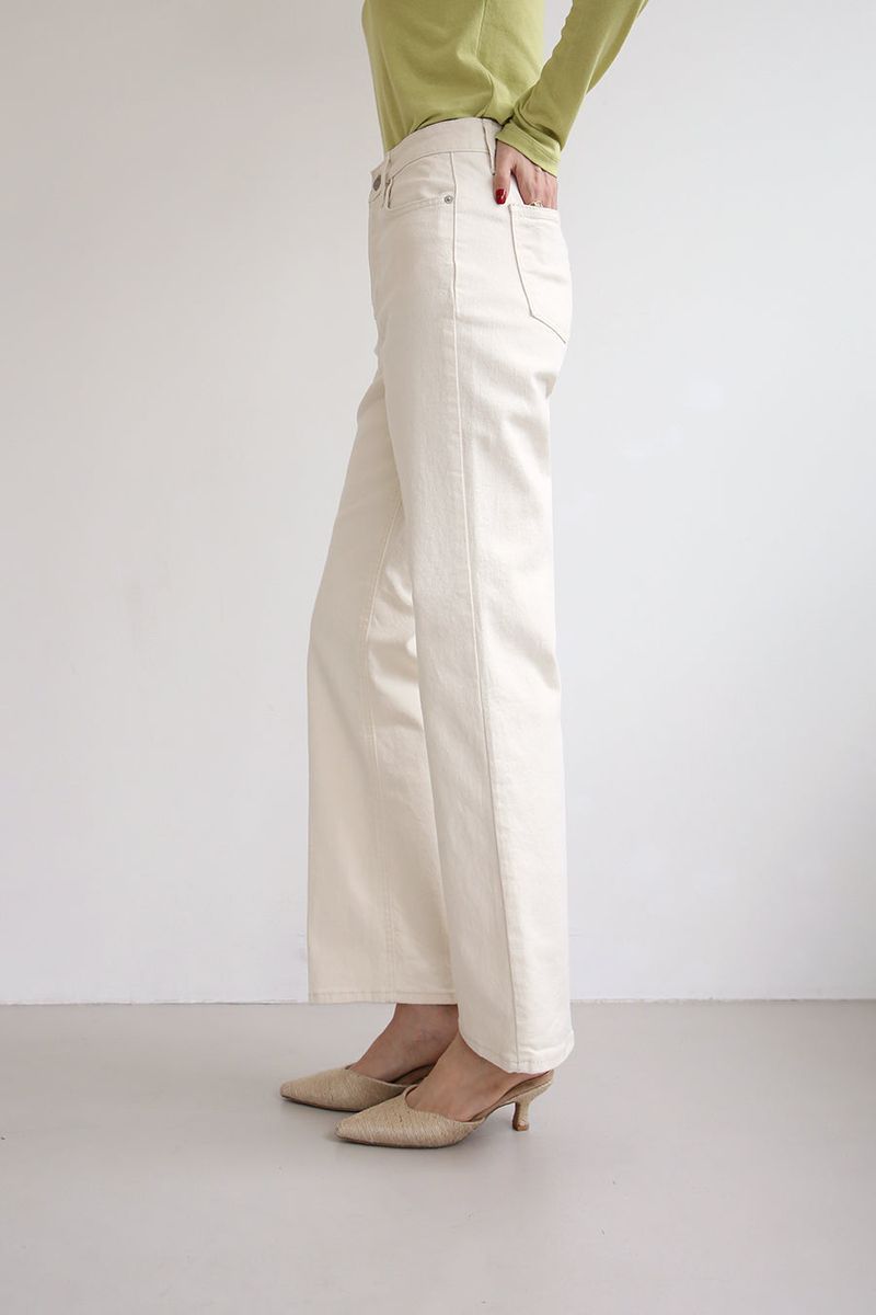 CREAMY JEANS