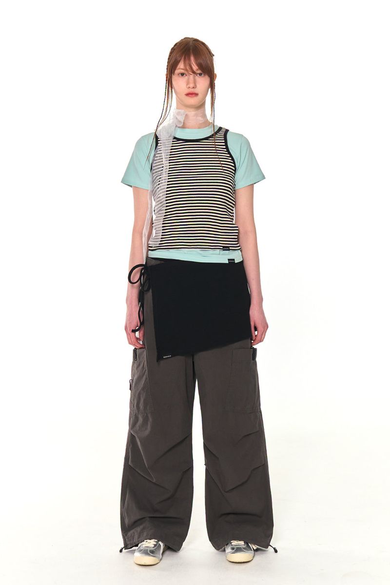 STRIPE SLEEVELESS (WHITE)