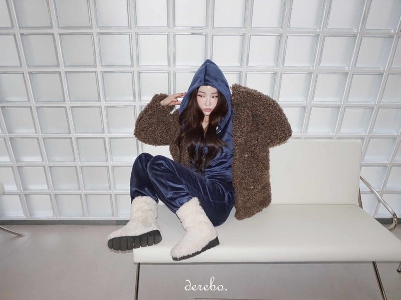 Velvet Winter Hooded Training Set