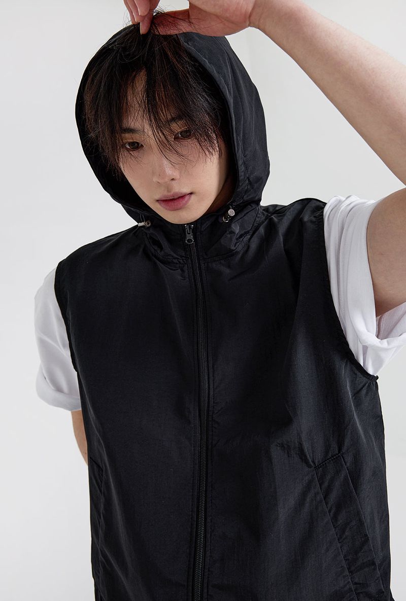 crop nylon hood vest