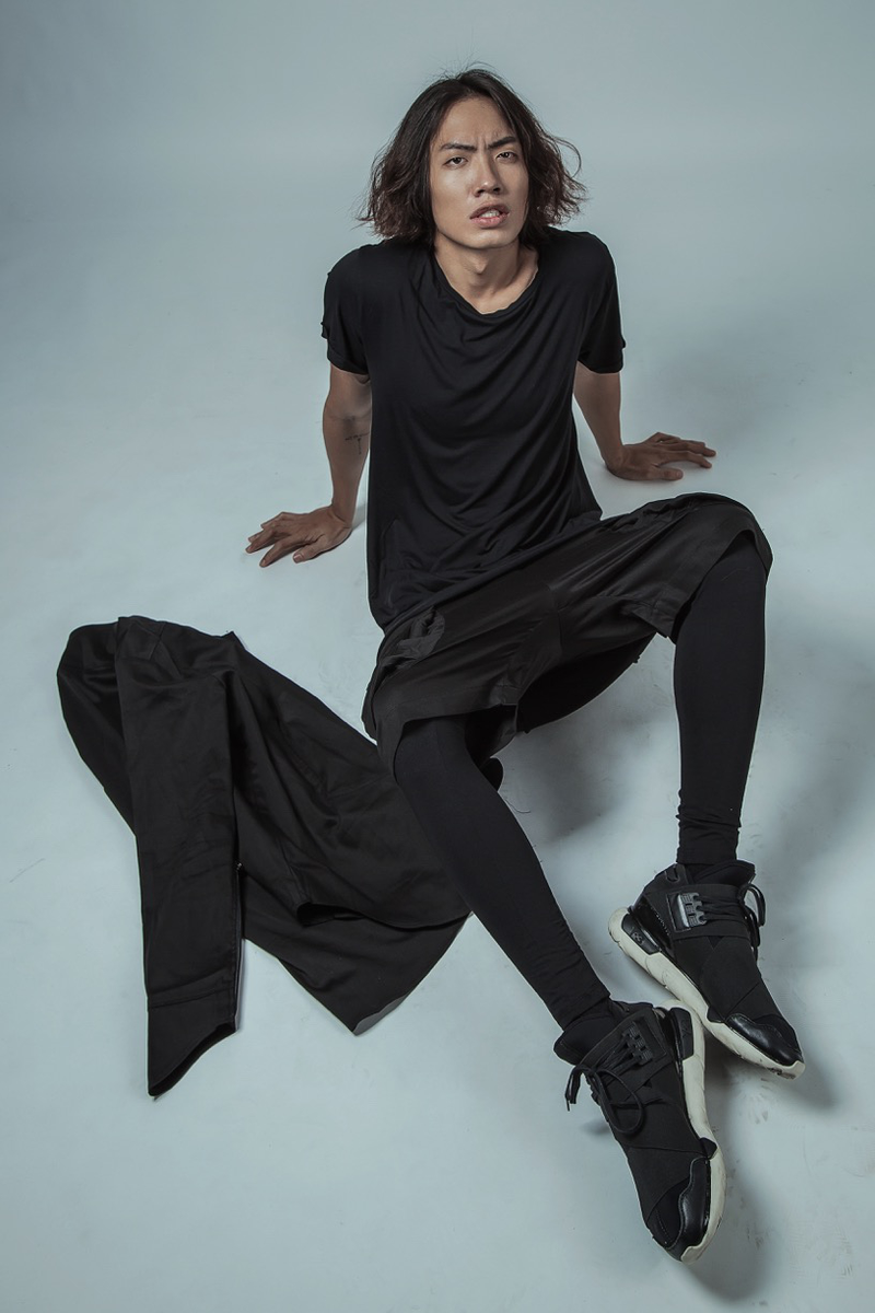  "Raw" tops