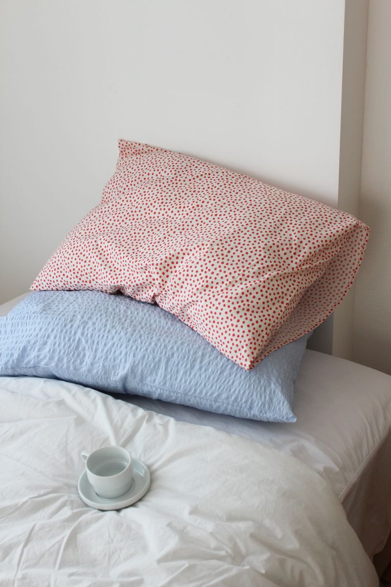 Bombom Flower Pillow cover