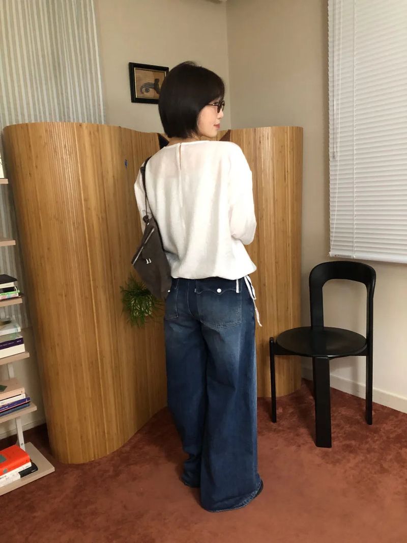 Edge denim pants