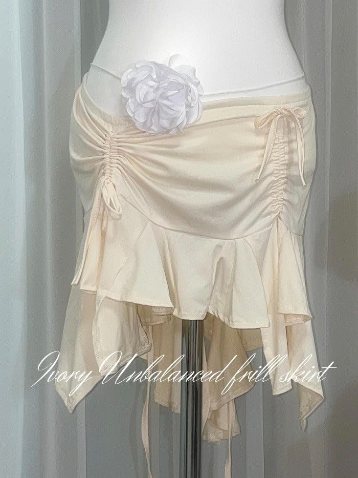 onthenextpage（オンザネクストページ）の「Ivory Unbalanced frill skirt（Skirts）」