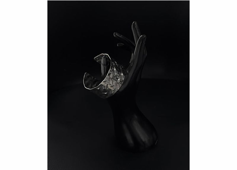 crushed edge metal bangle