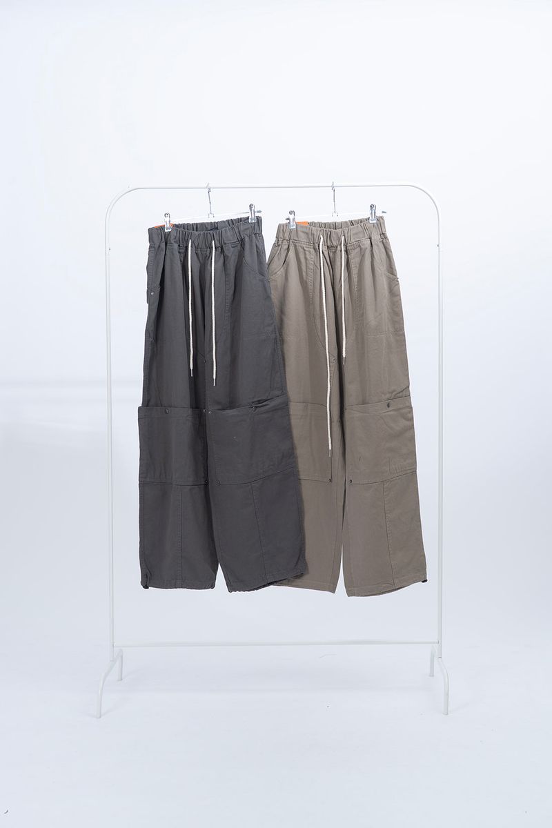 Niki Nee Pocket Cargo Pants