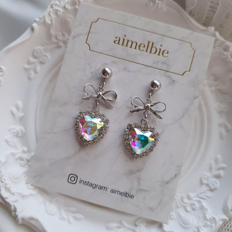 Rainbow Princess Heart Earring (Lovelyz Jiae Earring)