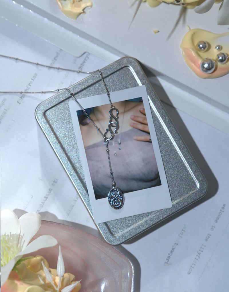 Soft Loop Necklace