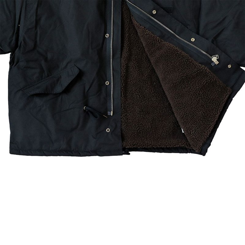 a woolly dumbbell short parka