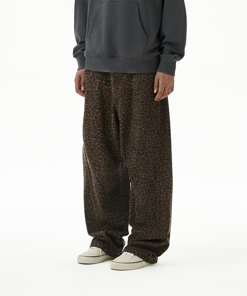 CURVED LEOPARD PANT