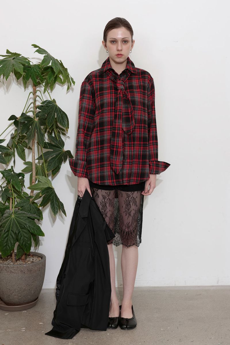 Loventina（ラヴェンティナ）の「SOFT FLANNEL TIE SHIRT_RED（Tops）」