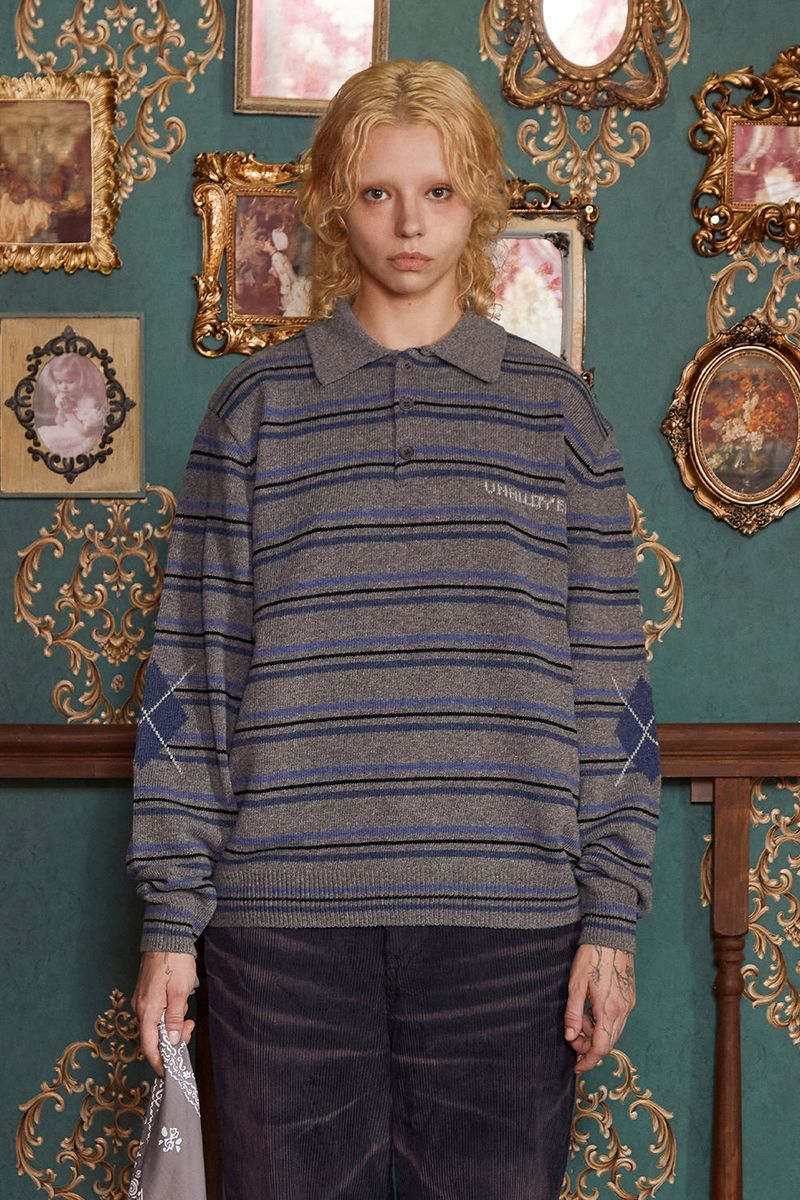 UNALLOYED（アナロイド）の「STRIPE LOGO KNIT POLO SHIRT / GREY（Tops）」