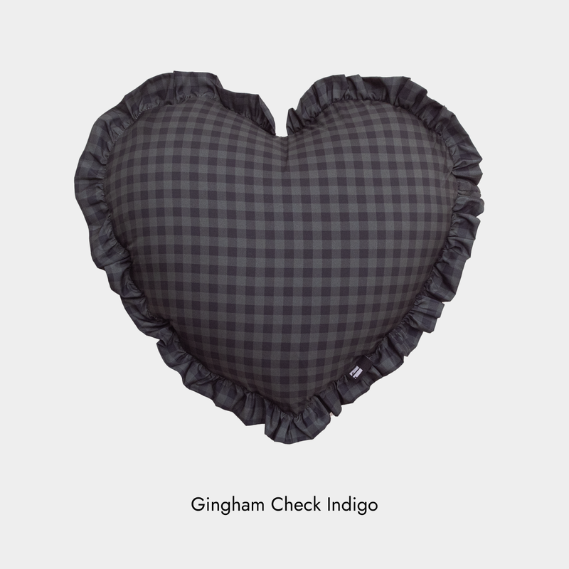 Heart Frill Dust-Free Cushions