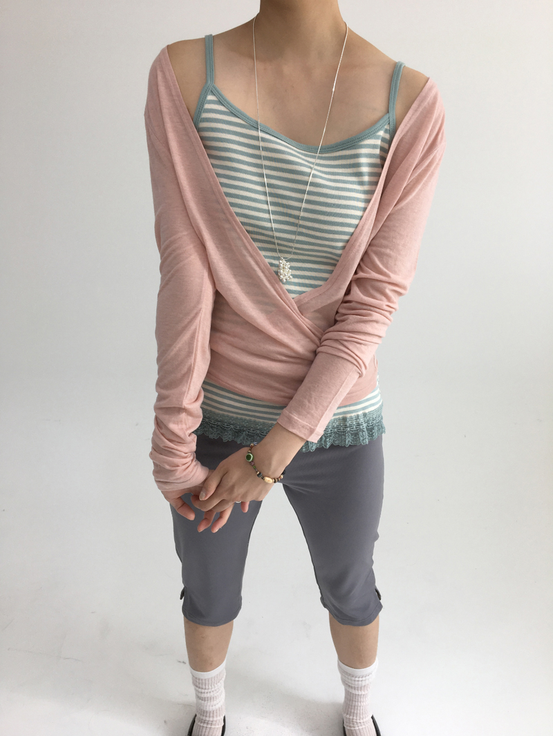 Uel Deep V-Neck T-Shirt (6color)