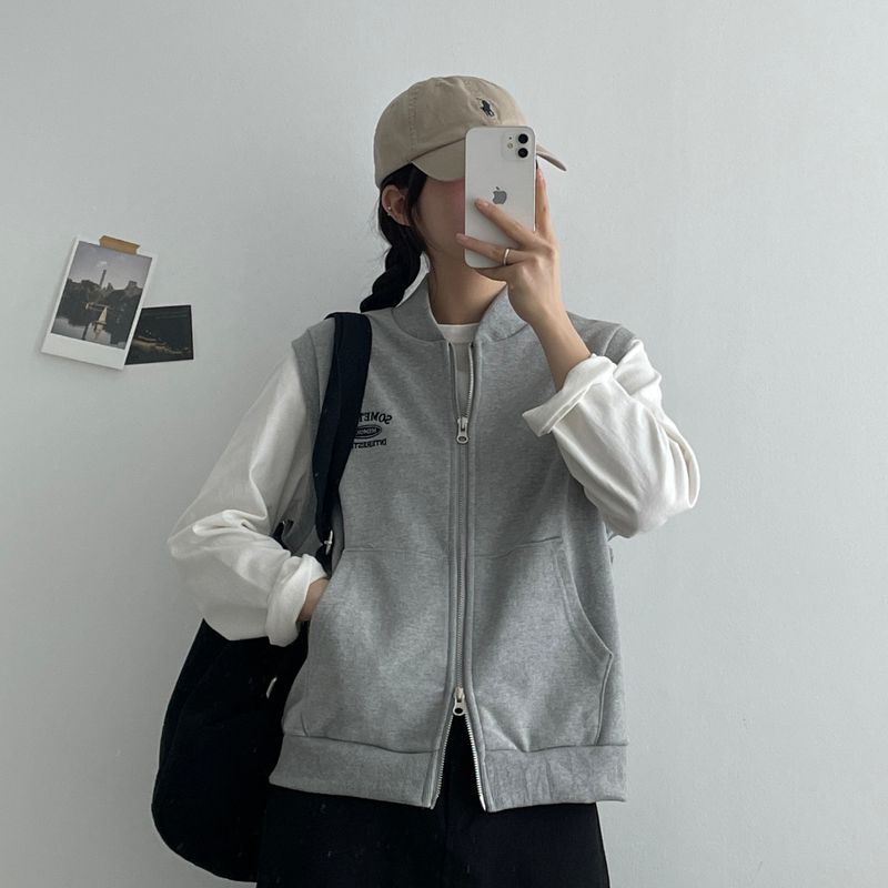 Time Embroidery Two-Way Vest Zip-Up