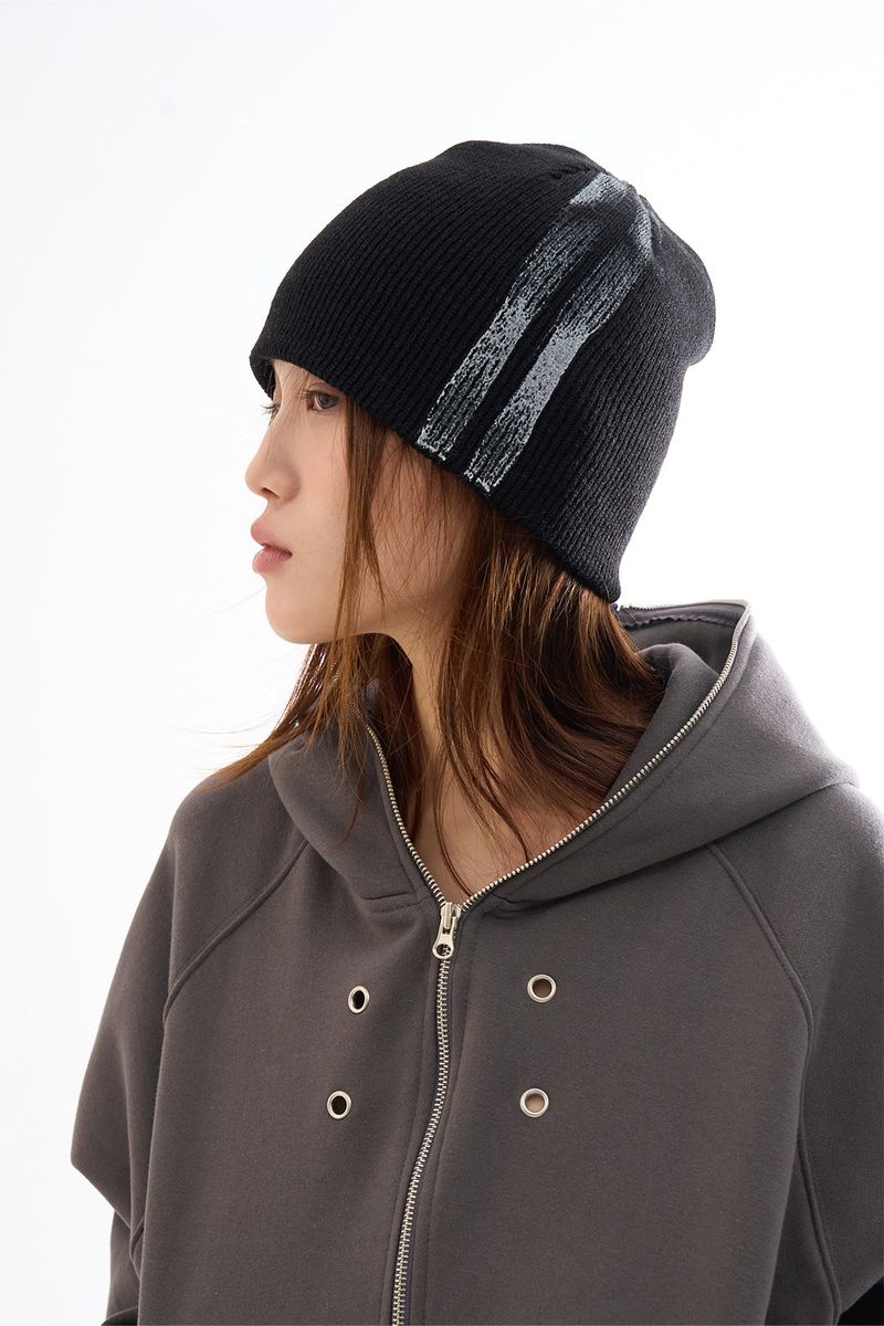 Raucohouse（ラウコハウス）の「Track stripe short beanie（Hats）」