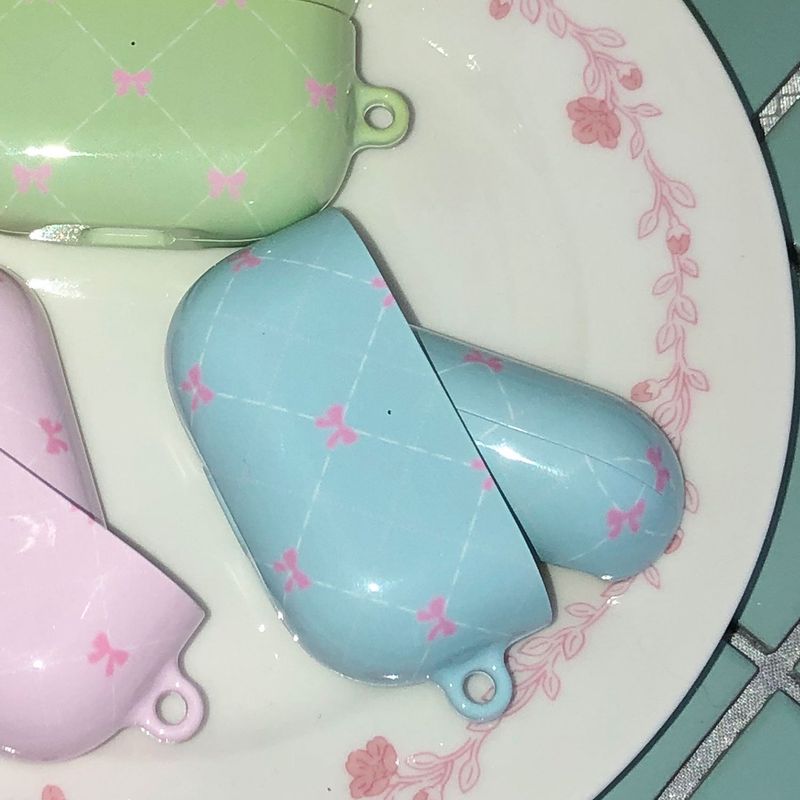 vintage ribbon airpods case (blue)