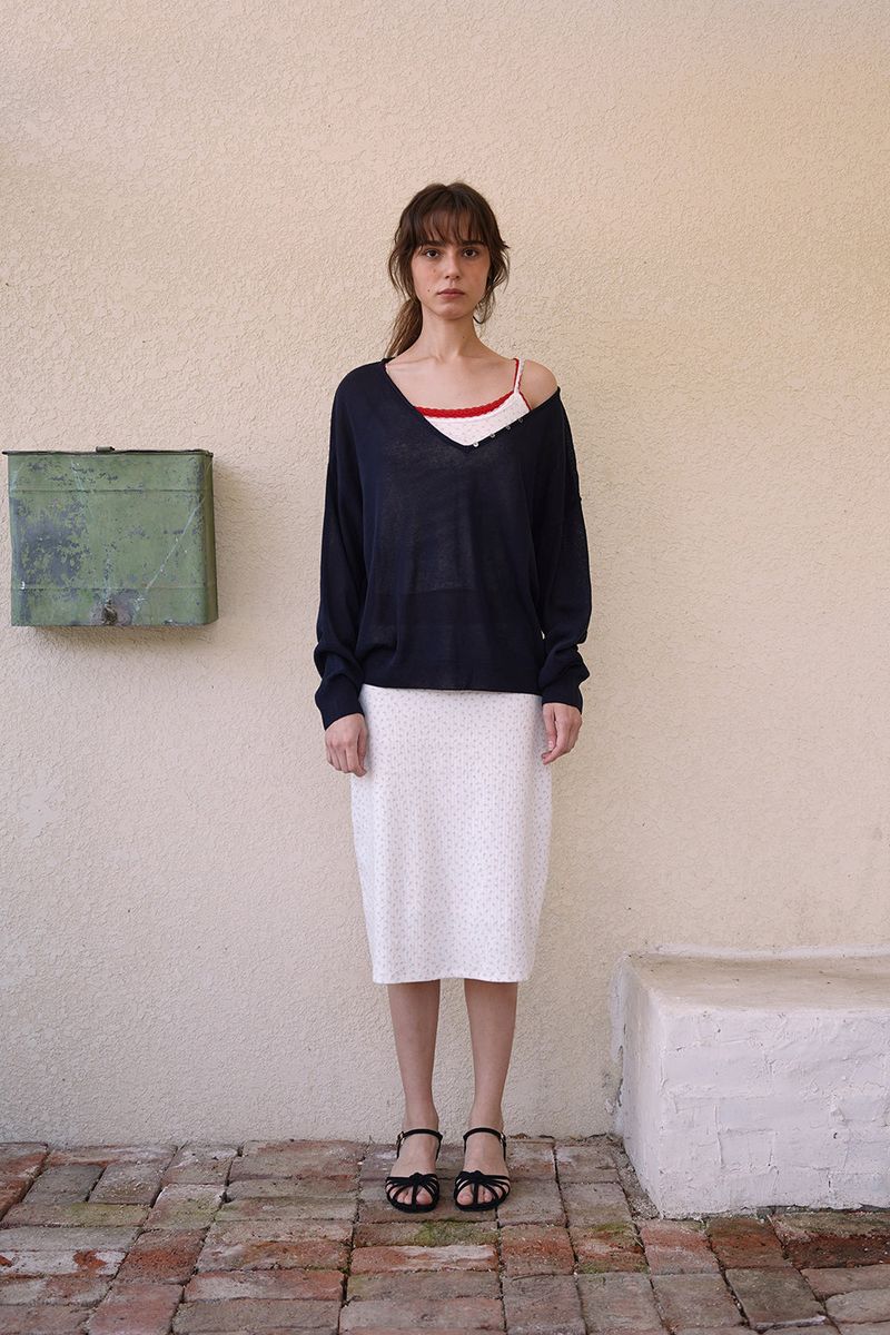 Button v-neck knit_navy