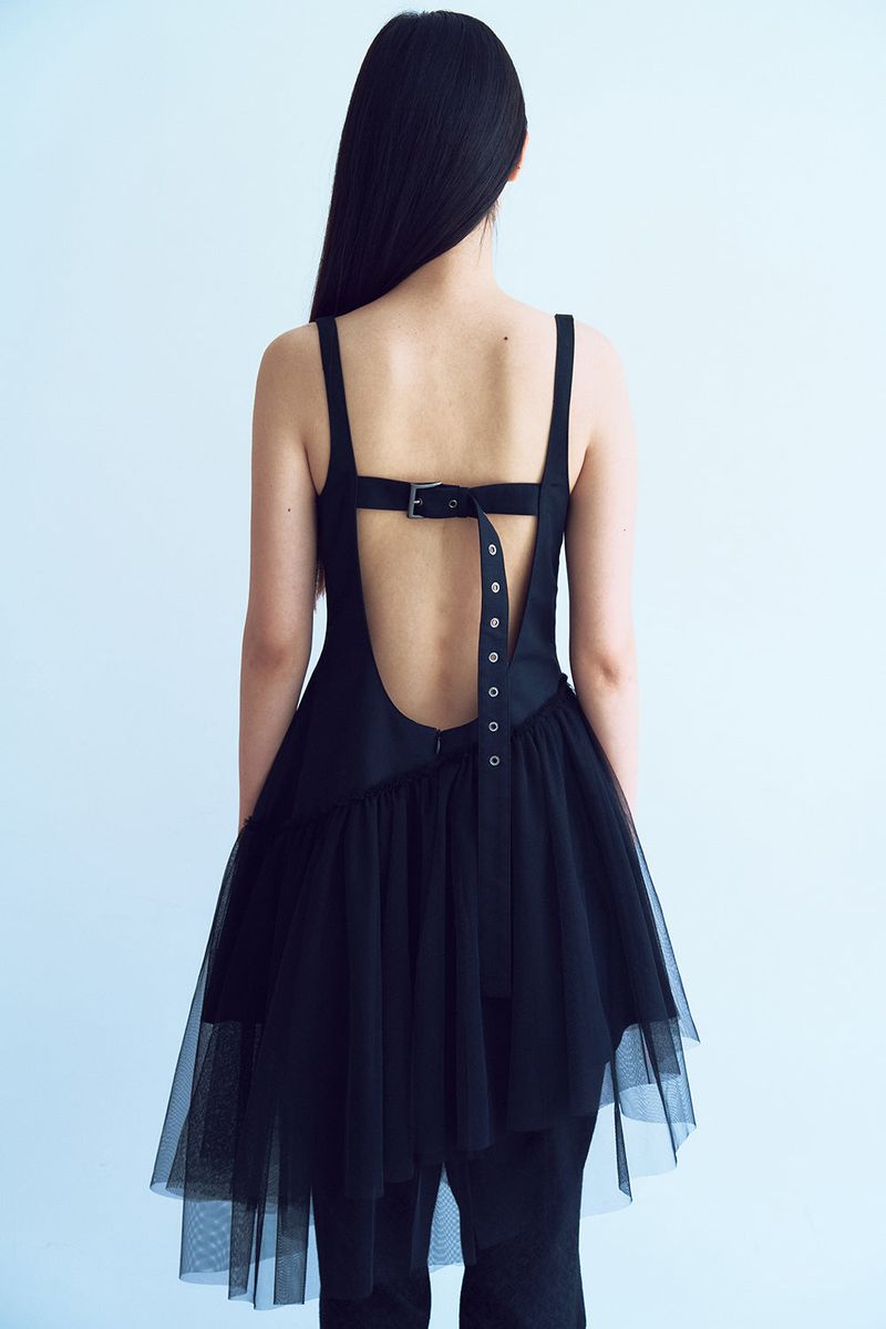 unbalance buckle backless dress_black