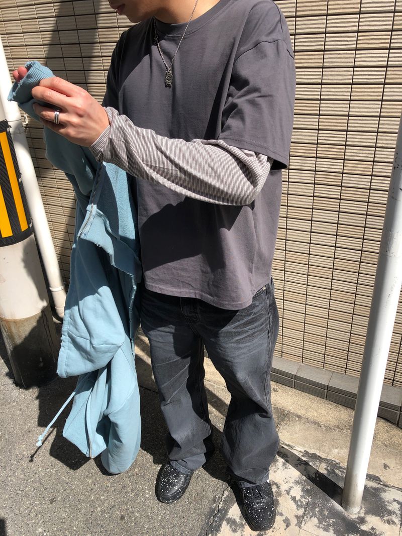 DAMAGE HOOD ZIP-UP