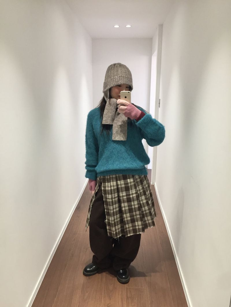 [MD Pick]Wool-Touch Brush V-Neck Knit (4 Colors)