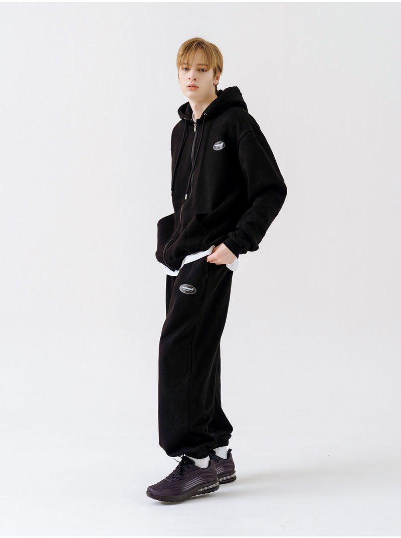 ROUND PATCH BANDING JOGGER PANTS