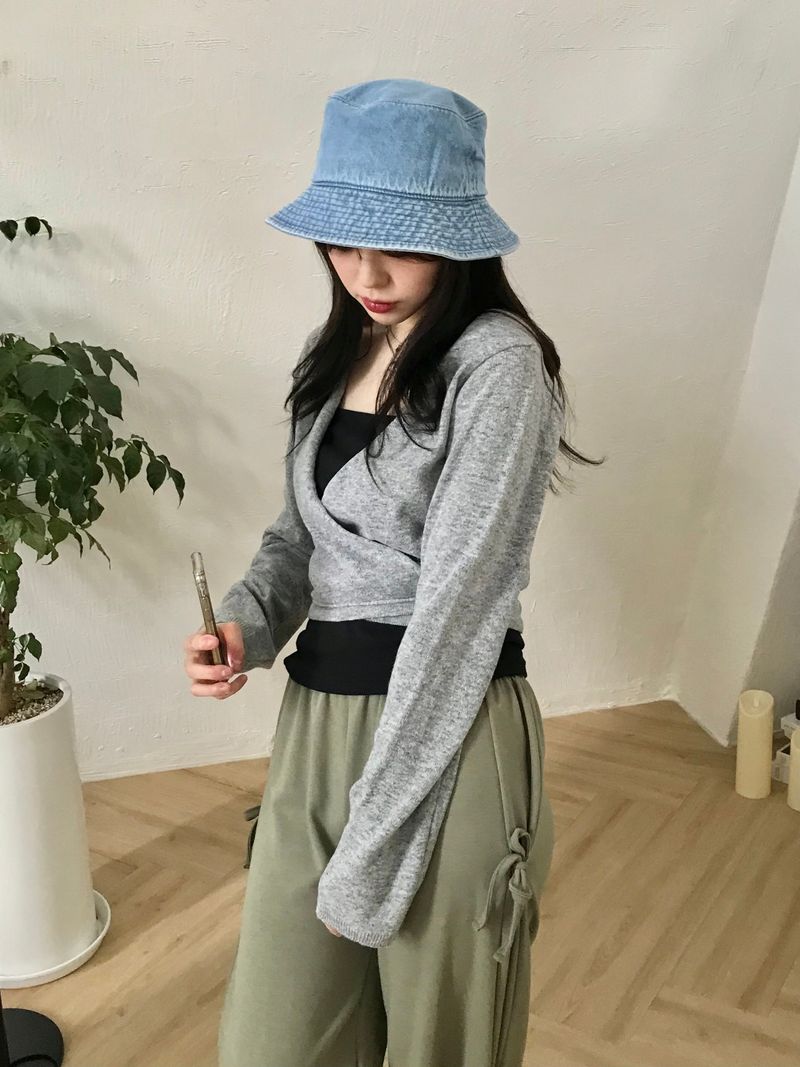 Berry berry bucket hat