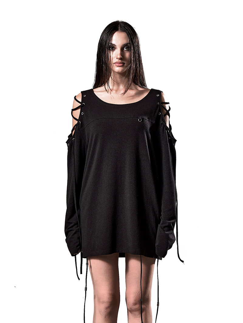 EYANG（イーヤン）の「CUT-OUT LACED EYELET LONGSLEEVE TOP BLACK（Tops）」