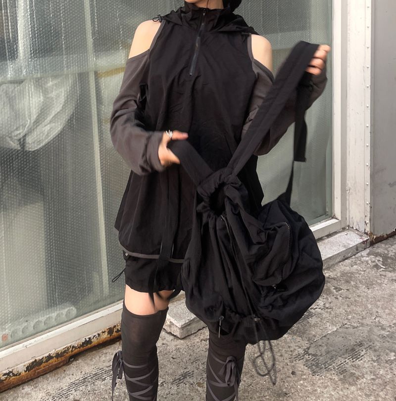 shoulder slit wind anorak hood
