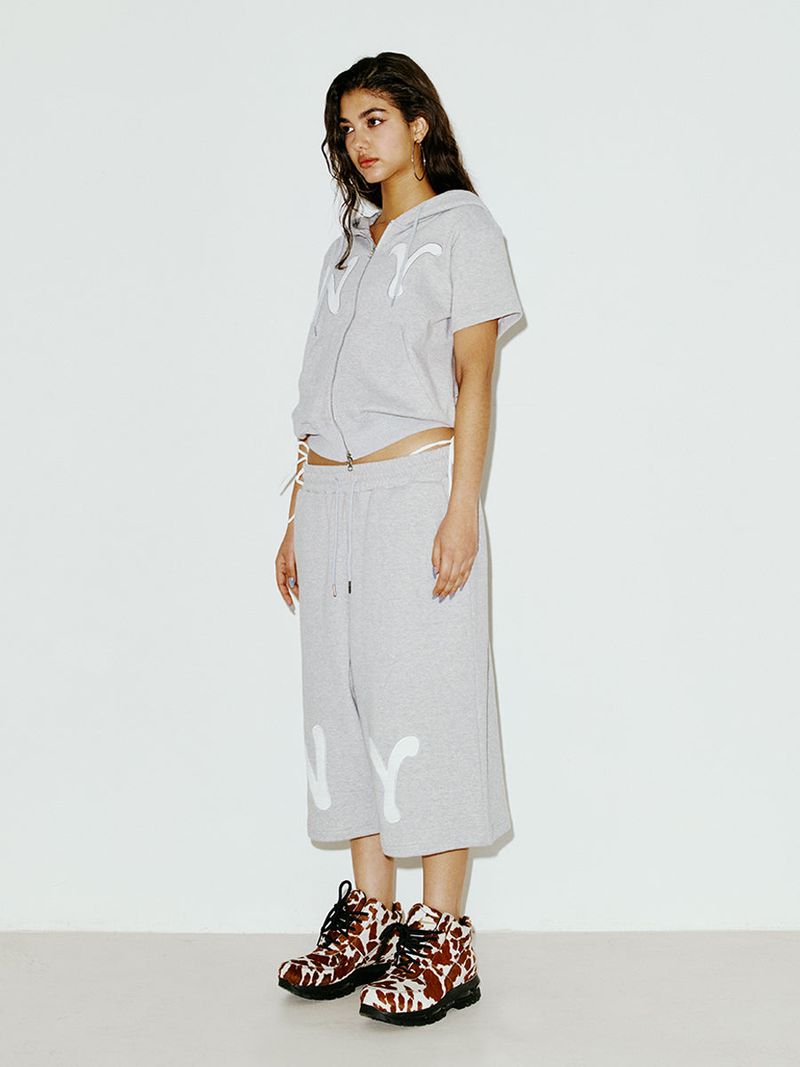 NY APLIQUE SS HOOD ZIP UP GREY