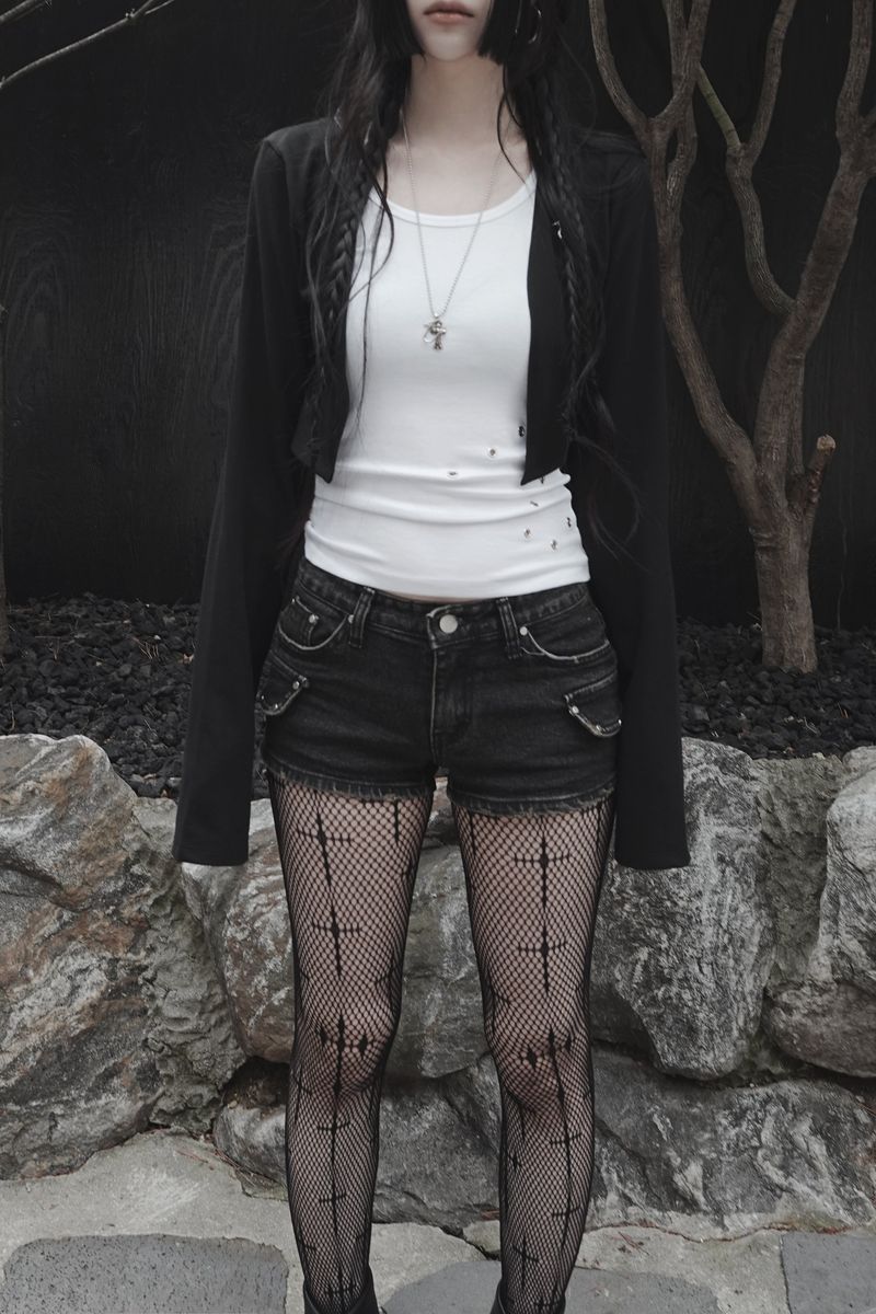 silent symbol eyelet sleeveless (white)