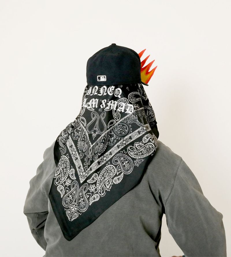 INQ Scarf_C&M black