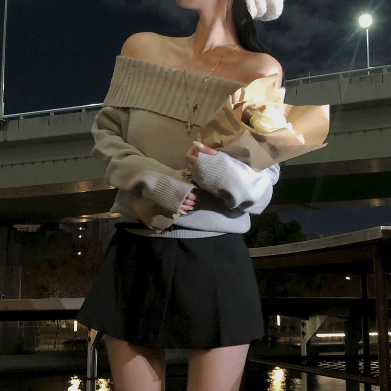 [BELLIDE MADE] KISSME, OFF-SHOULDER FINGER HOLE KNIT