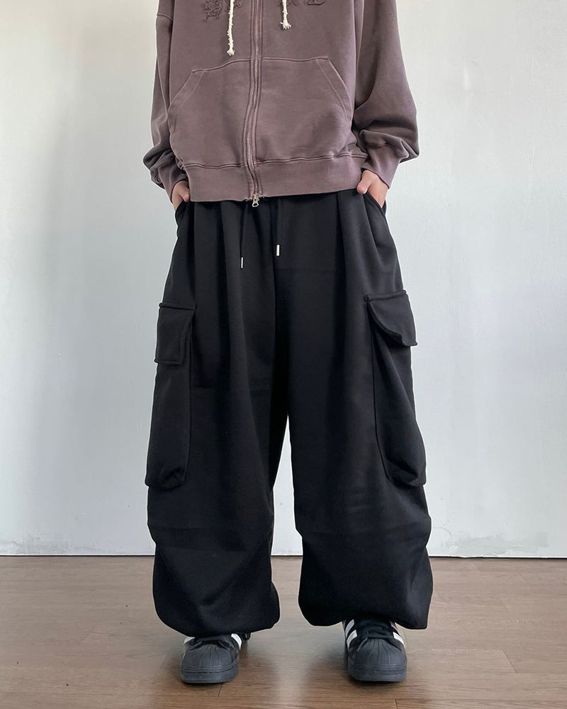 May Big Cargo Napping Sweatpants