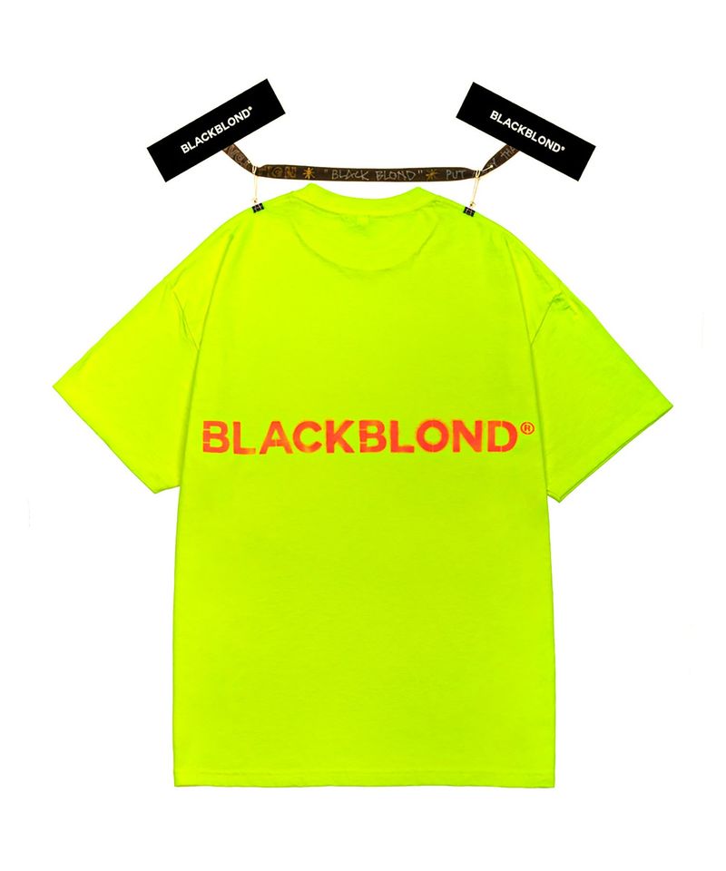 クラシックスプレーロゴTシャツ