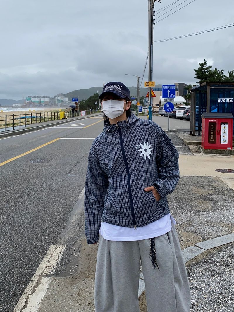 ヘイニチェックフーデッドウィンドブレーカー 2C