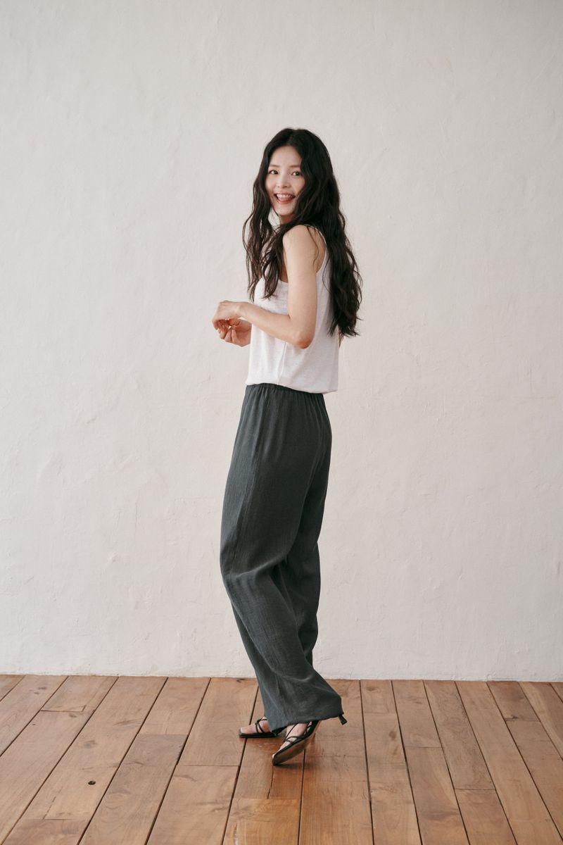 Linen V-neck sleeveless (Brown)