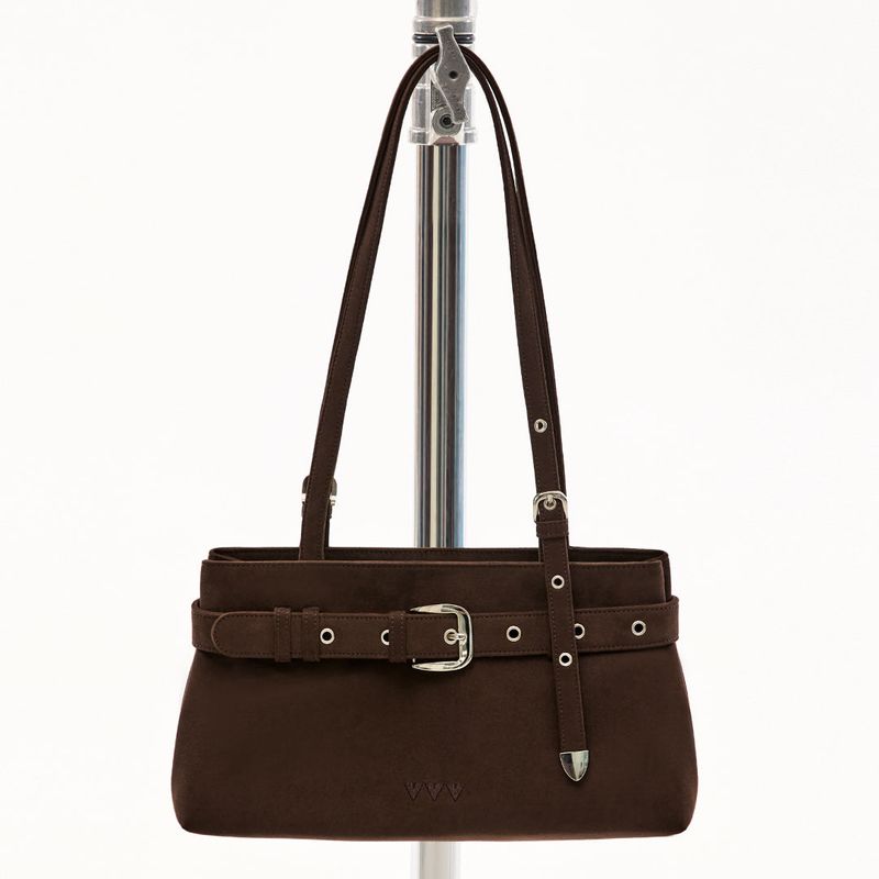 VVV（ブイブイブイ）の「Suede Buckle Strap Tote Shoulder Bag _ Dark Brown（Bags）」