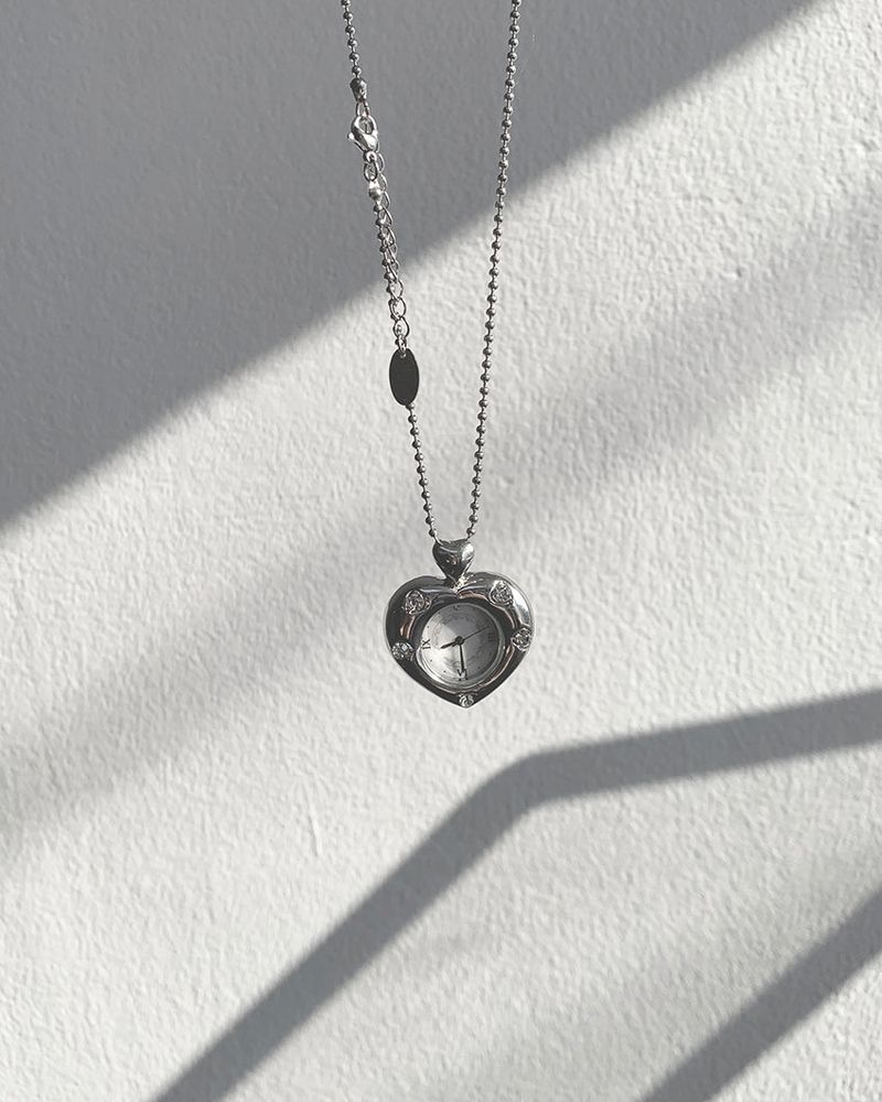 Twinkle Heart Clock Long Necklace