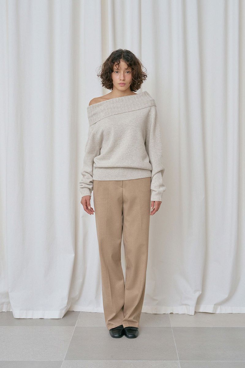 Lissom off-shoulder knit_oatmeal