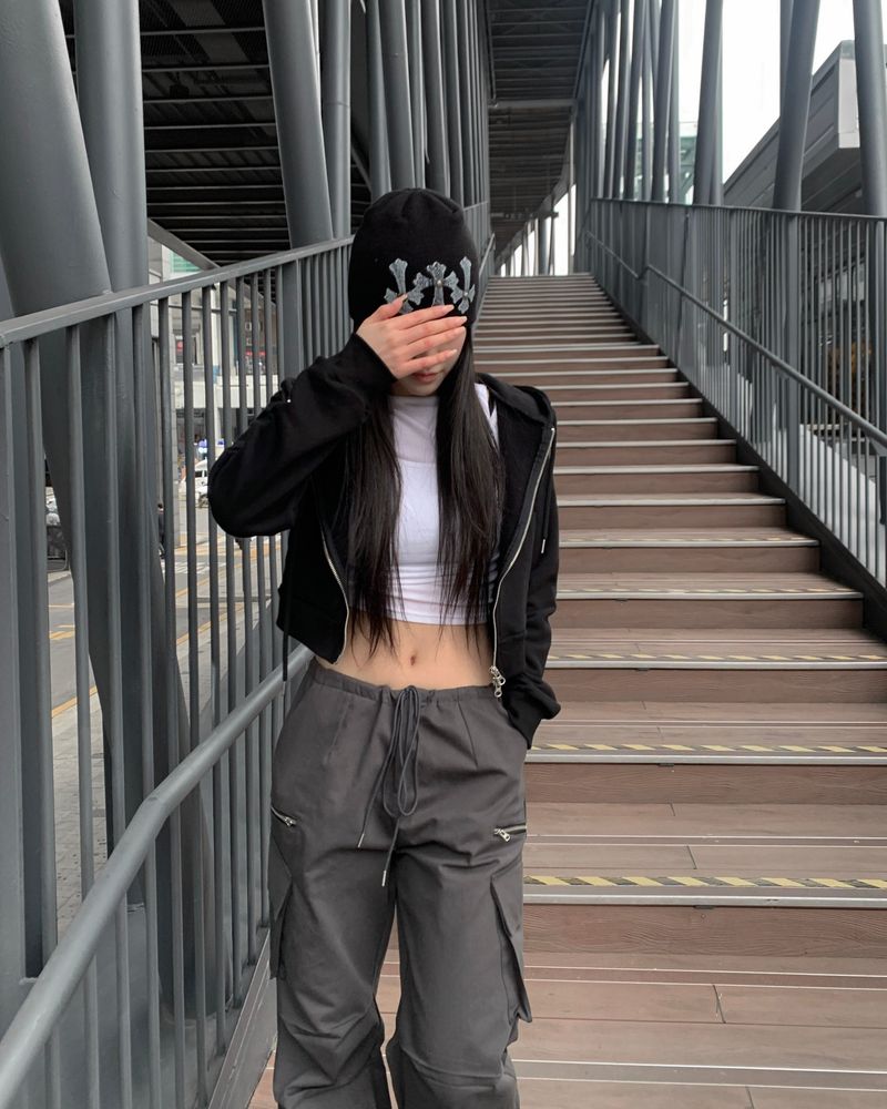 Ling ribbon layered T
