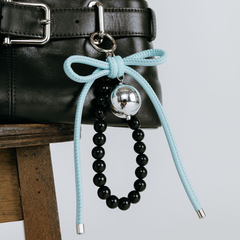 MOIFAIRE（モイフェア）の「RIBBON BEAD KEYRING / SKYBLUE（Toys/Key Holders）」