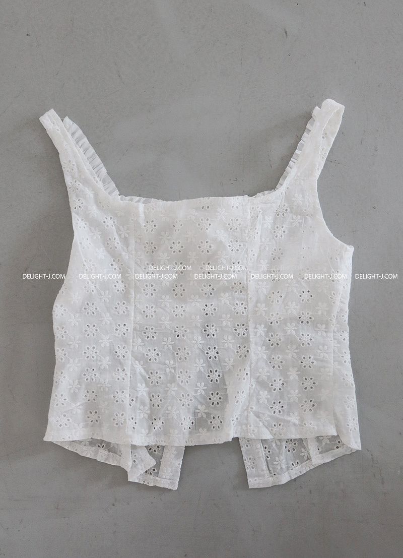a bean button punching bustier blouse
