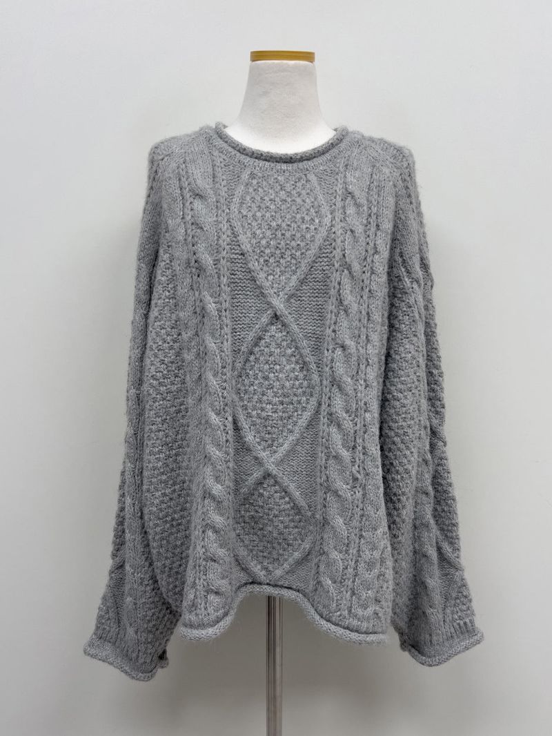 Rolling Cable Overfit Knit